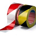 tesa-60760 Bodenmarkierungsband, 33 m x 50 mm schwarz/gelb schraffiert