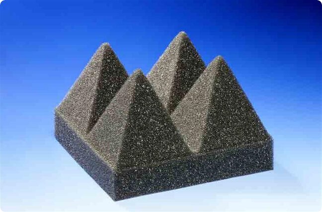 S220 PYRAMIDE GRAU
